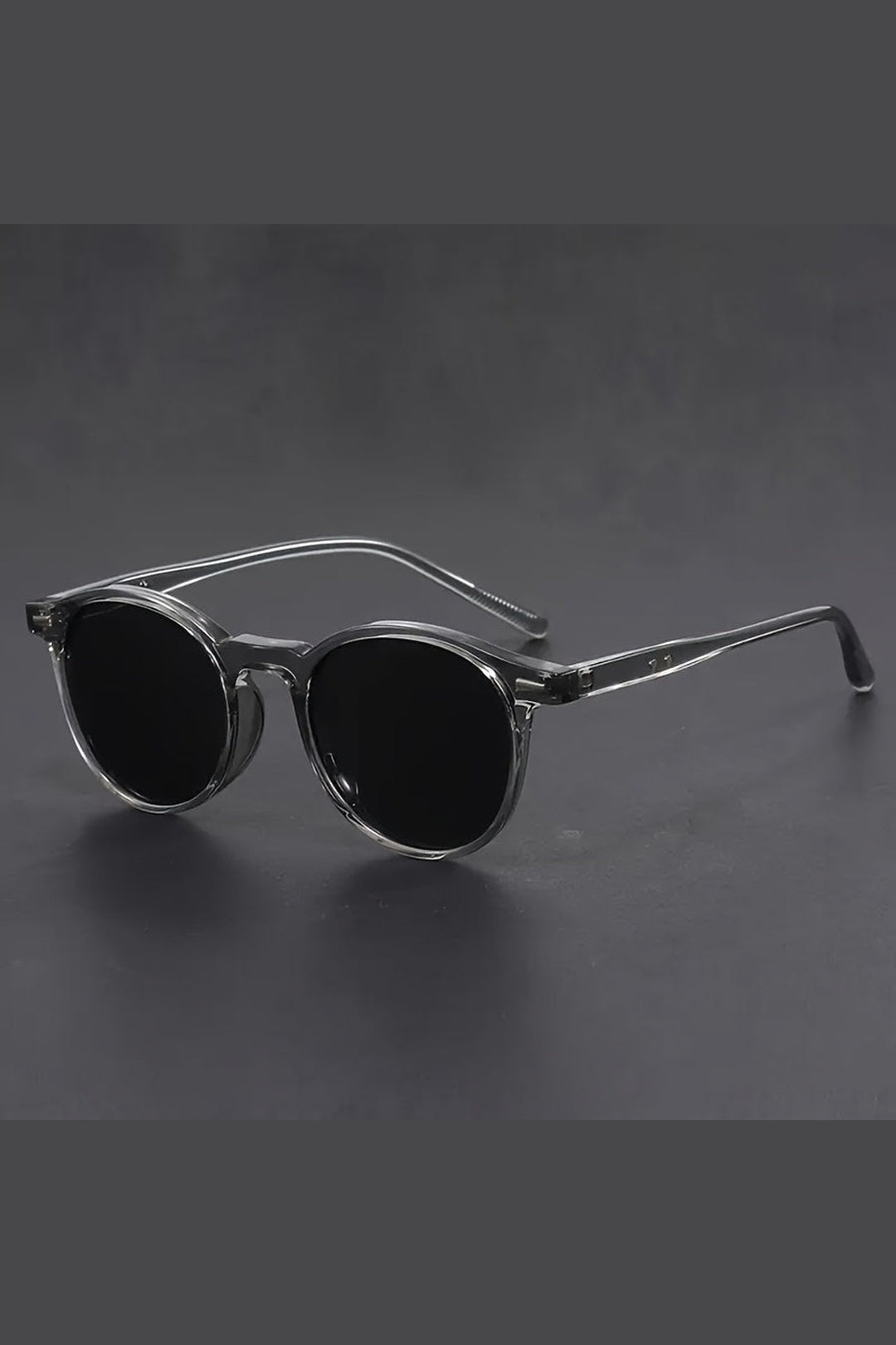 Men's Round Sunglasses | Lightweight Frame, Retro Tortoiseshell Design