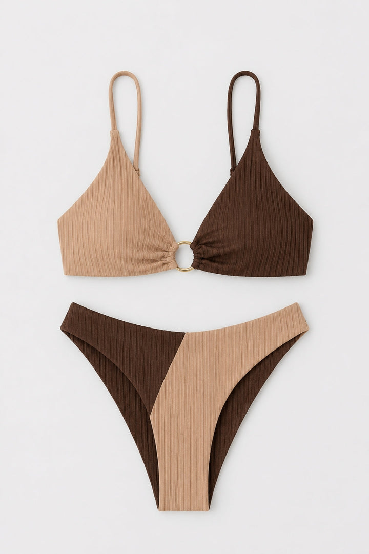 Trendy, figure-hugging women's bikini | Color-block swimsuit in beige and brown with a ring on the front
