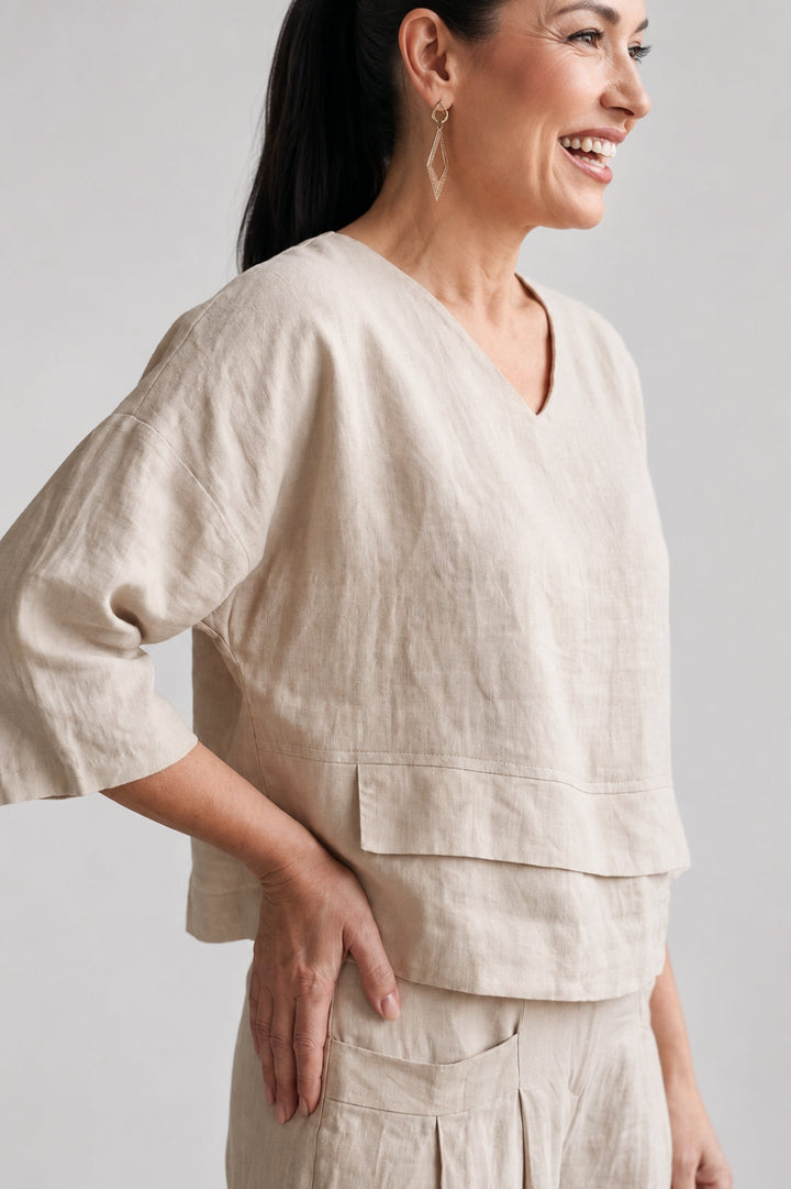 Linen Set Women Elegant – Layered V-Neck Top & Wide-Leg Trousers